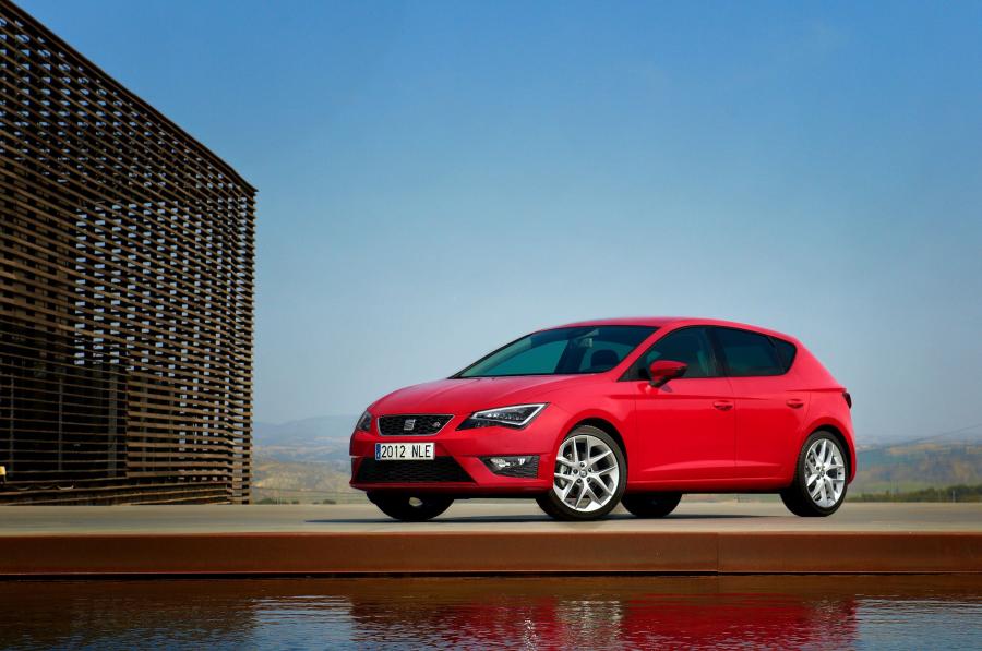  Seat Leon FR 5-Door 2012 года  (фото 10 из 16)